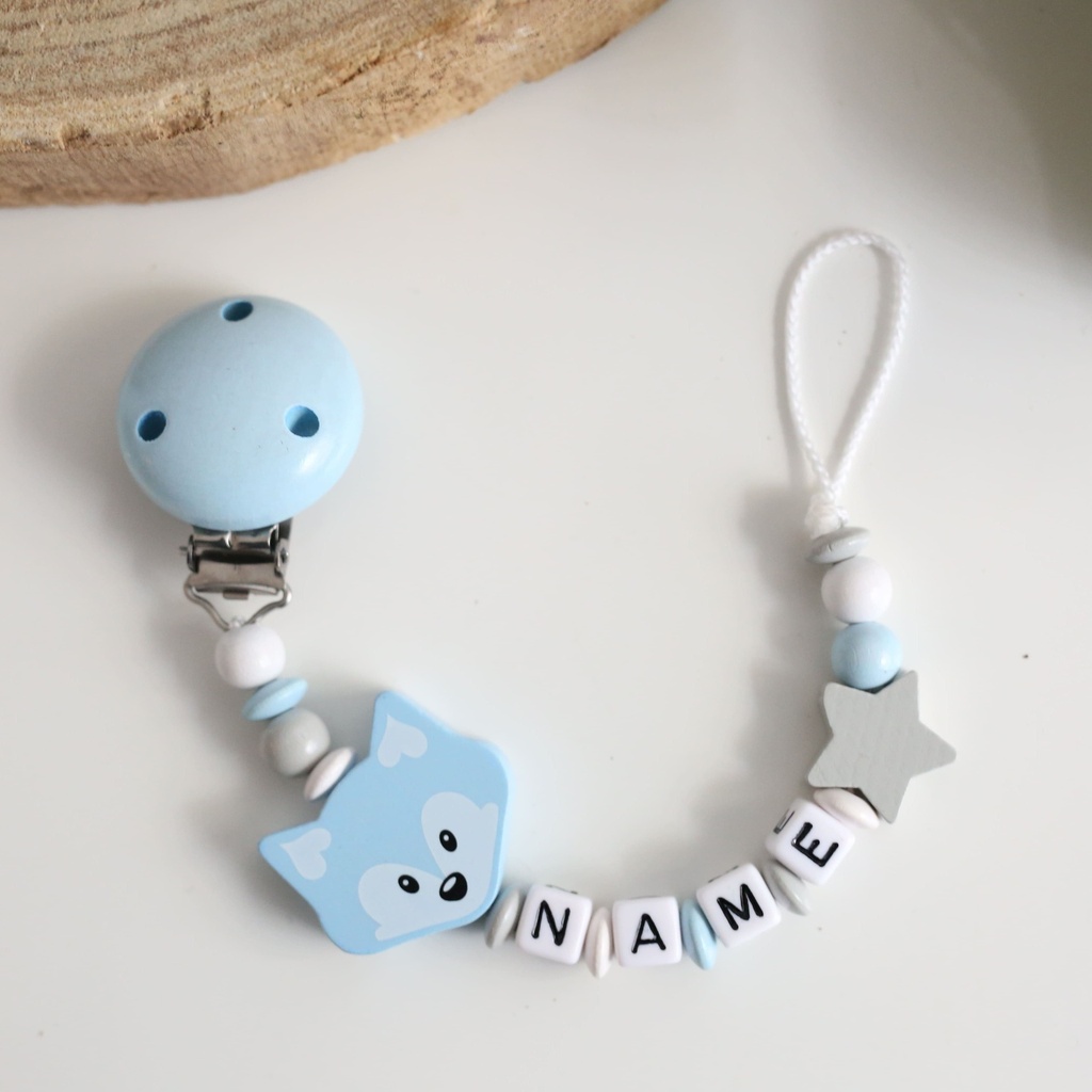 Schnullerkette mit Namen "Fuchs"